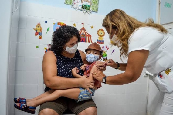 Prefeitura realiza o Vacinando com Natal com imunizantes da tríplice viral, varicela e pólio