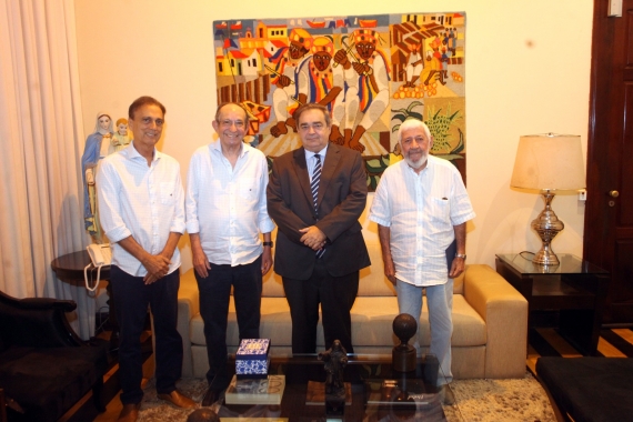 Álvaro Dias recebe presidente da Academia de Letras Diógenes da Cunha Lima