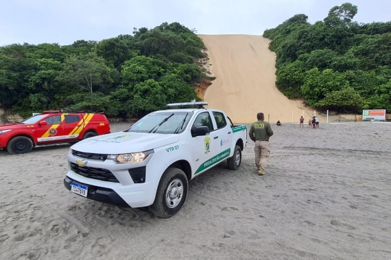 Semurb segue atuando no ordenamento da orla e combate à poluição sonora