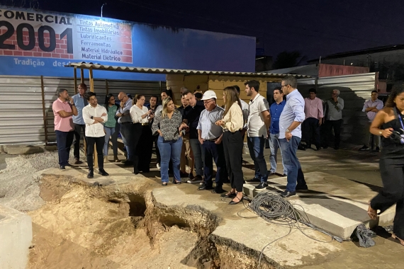 Prefeito Paulinho Freire acompanha avanço de obras na Zona Norte de Natal