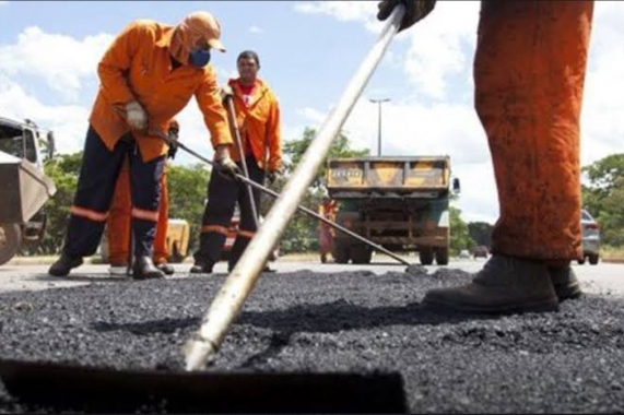 Operação tapa buracos: Quintas recebe aplicação de asfalto nesta quarta-feira