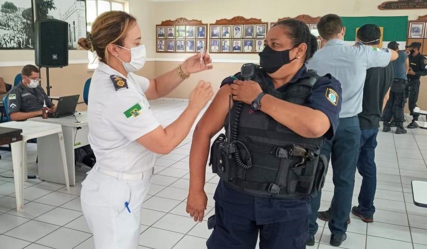 Imunização da Guarda Municipal avança com aplicação da 2ª dose da vacina