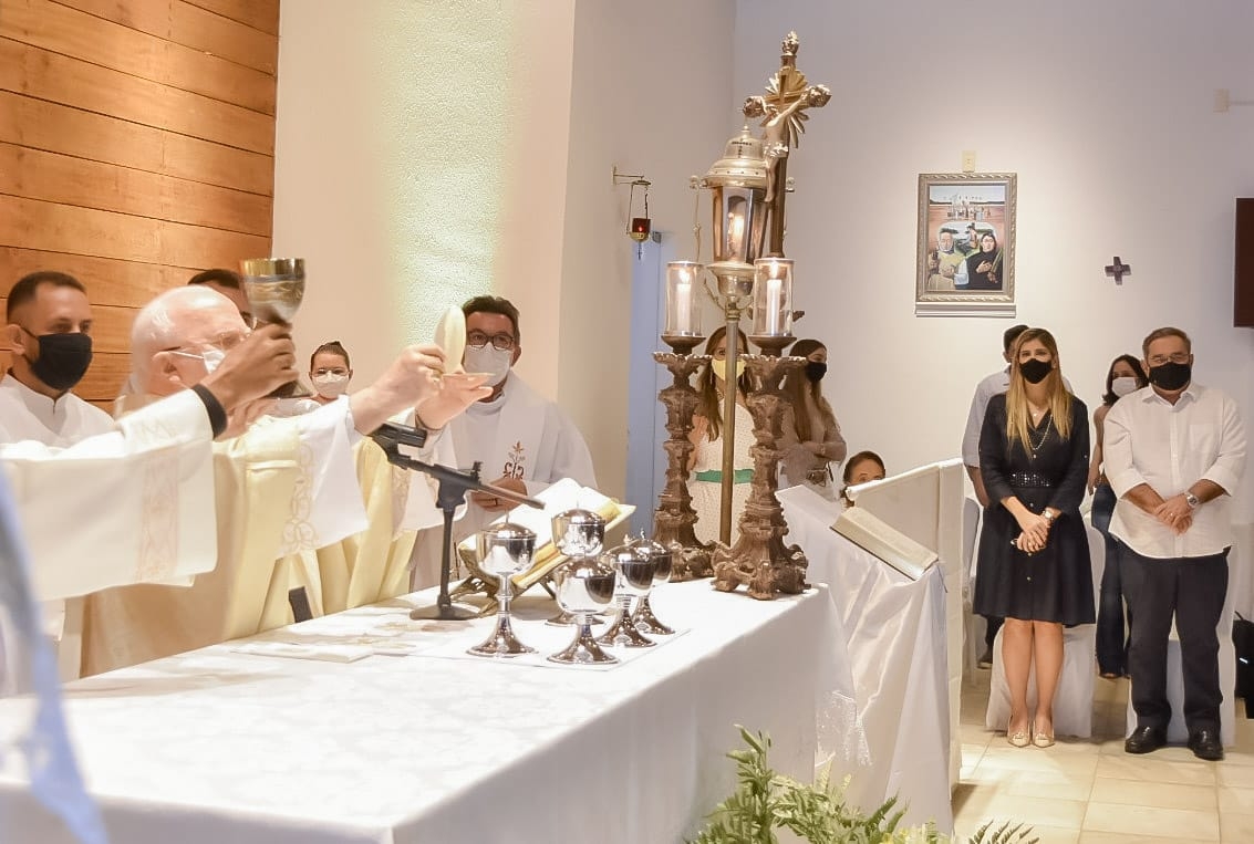 Prefeito Álvaro Dias celebra aniversário com Missa de Ação de Graças no Santuário de Fátima