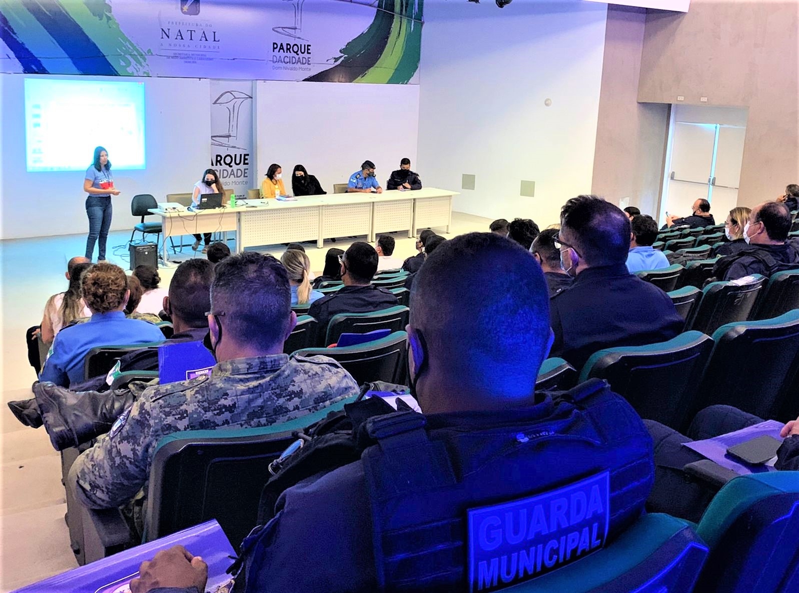 Semdes inicia curso de formação de guardas para atuar na Patrulha Maria da Penha 
