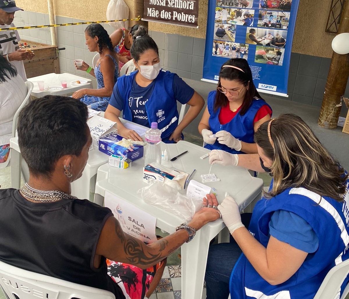 SMS/Natal levou serviços de saúde à população em situação de rua no último sábado (27)