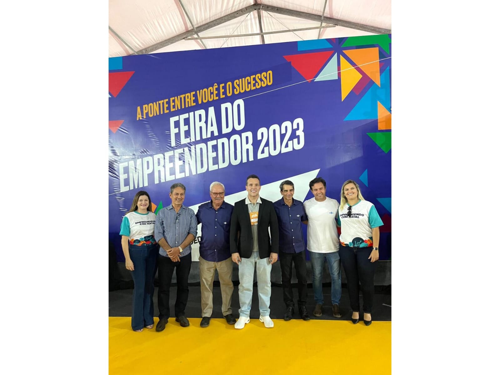 Prefeito interino participa de abertura da Feira do Empreendedor em Natal