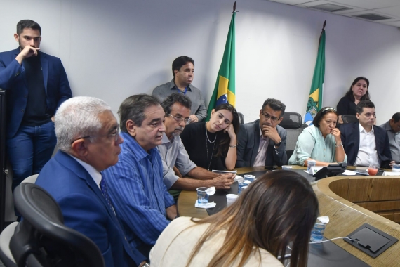 Em reunião sobre crise na segurança pública, Álvaro Dias fala sobre ações da Prefeitura