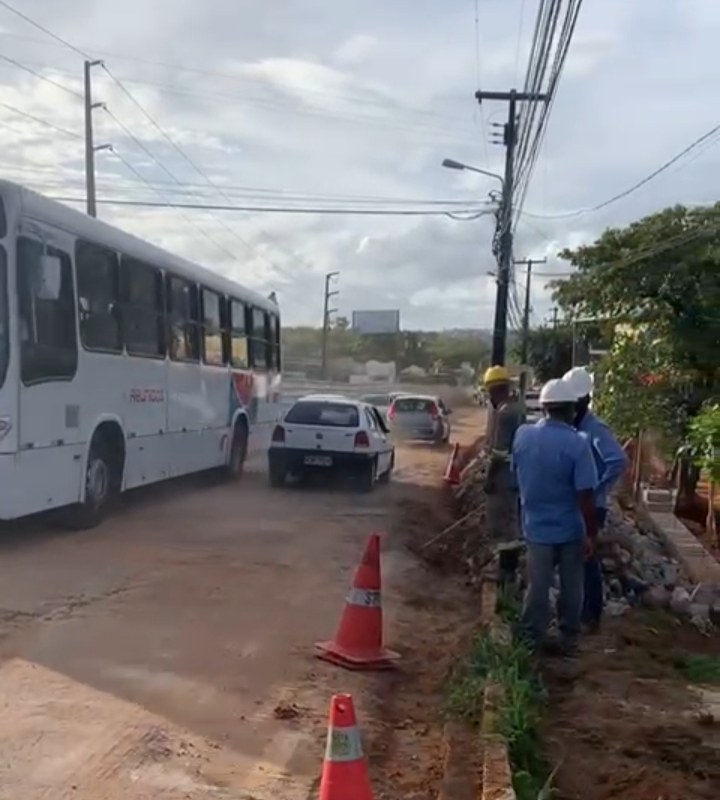 Prefeitura libera trecho da Av. Felizardo Moura nesta segunda