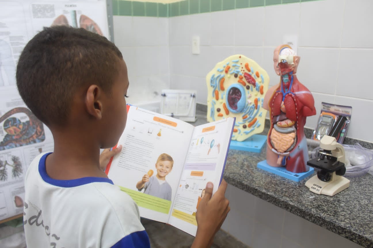  Prefeitura de Natal investe mais de R$ 2 milhões em Laboratórios de Ciências