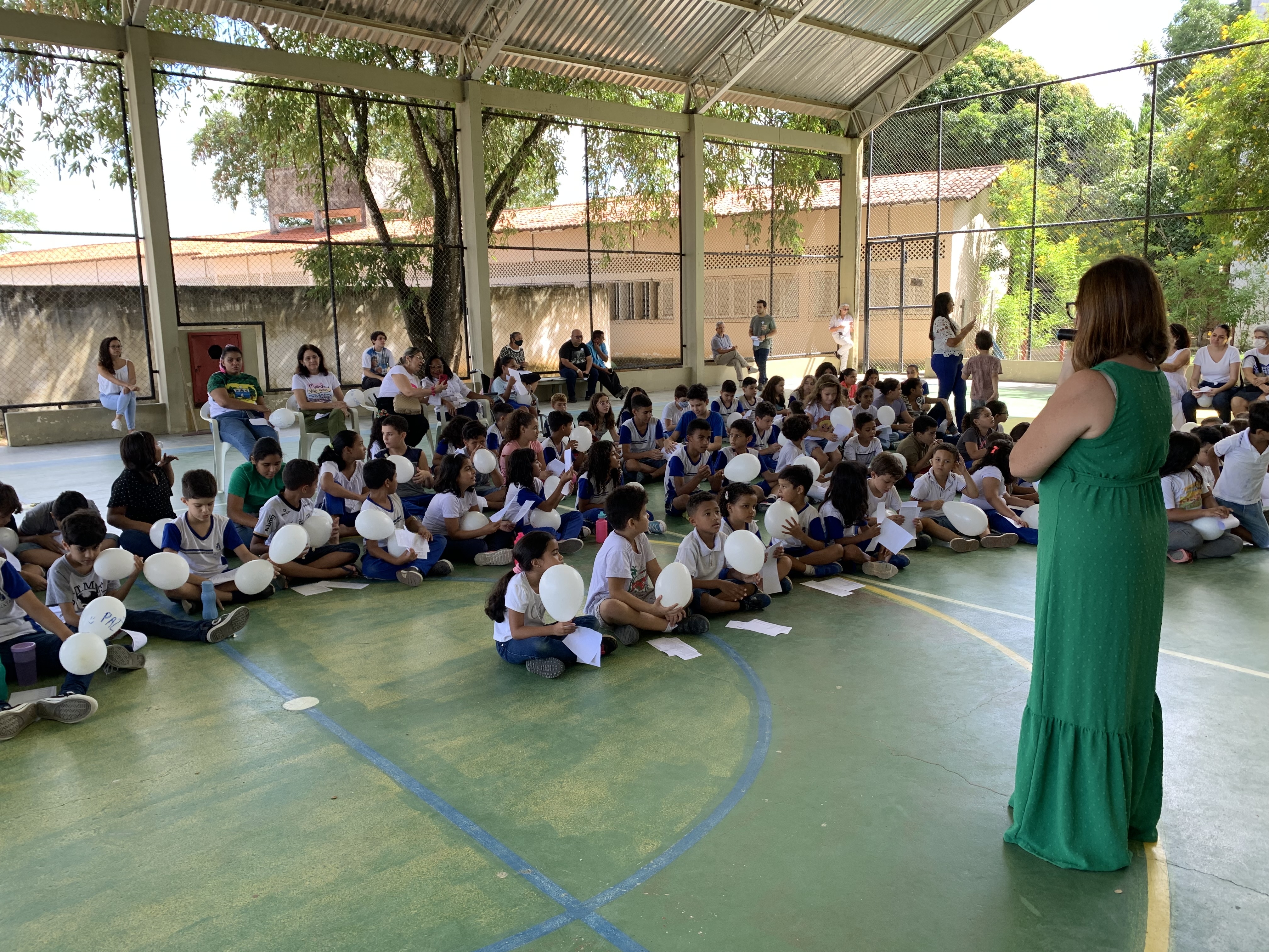 Estudantes da Rede Municipal celebram a cultura de paz nas escolas