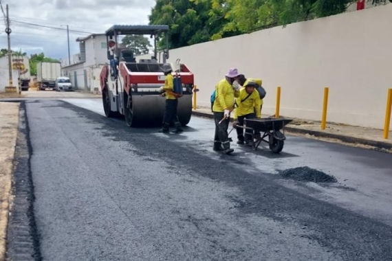 Redinha e Santa Catarina recebem obras de pavimentação e drenagem de ruas