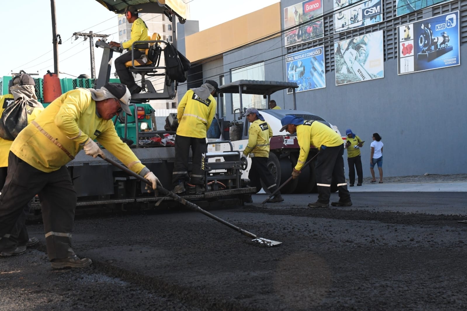 Serviços de requalificação viária chegam na rua São José