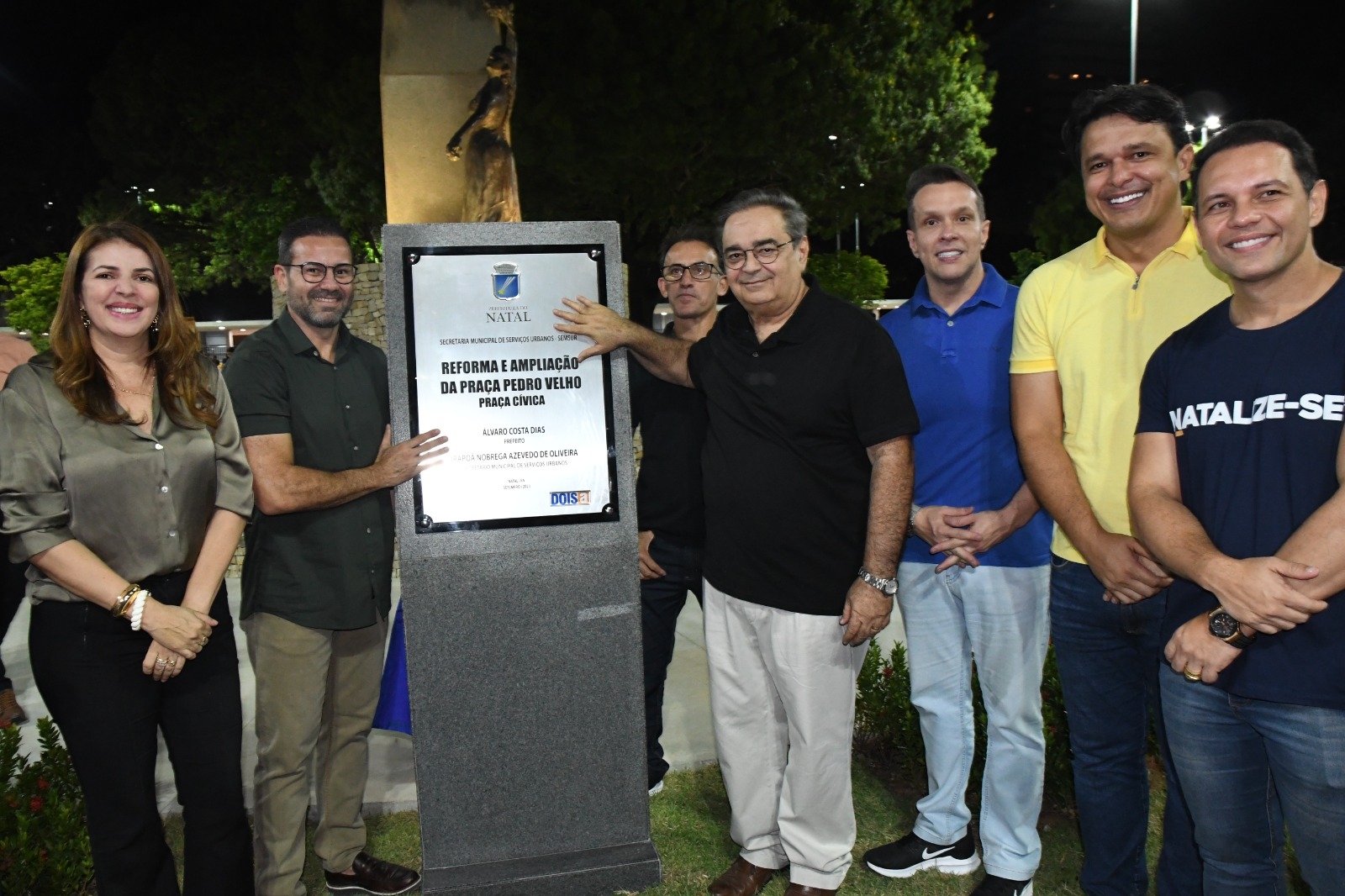 Prefeitura entrega nova Praça Pedro Velho
