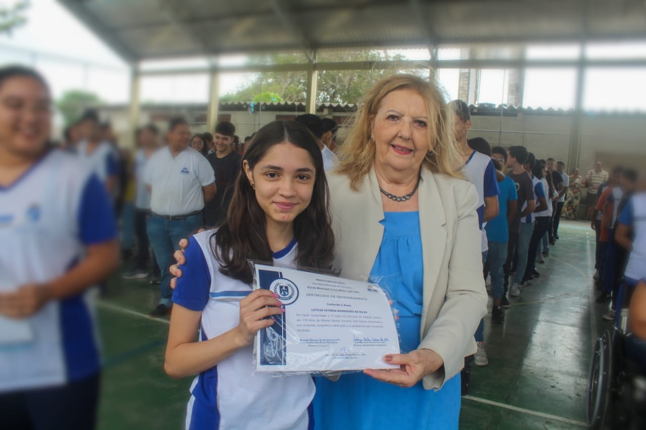 Escola Cívico-Militar João XXIII comemora a Semana da Pátria