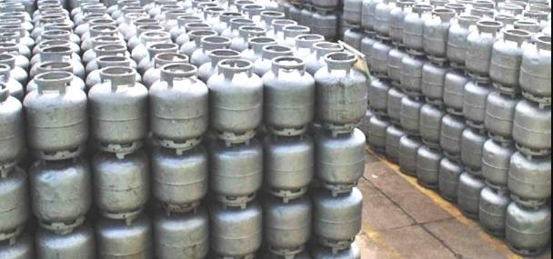 Procon aponta preço médio do gás de cozinha de R$ 98,00 em Natal