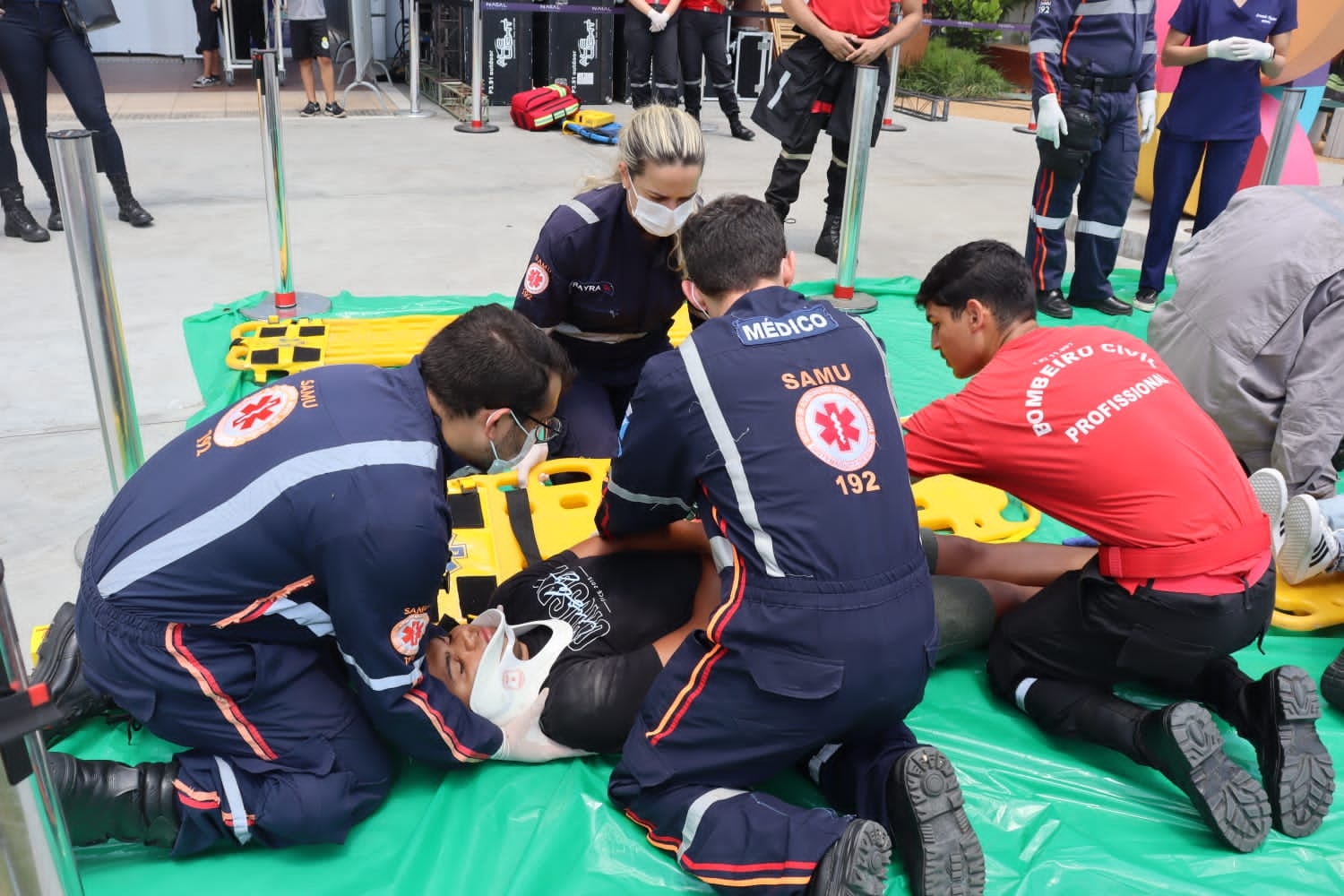 SAMU Natal participa de exercício simulado de emergência para acidentes com múltiplas vítimas