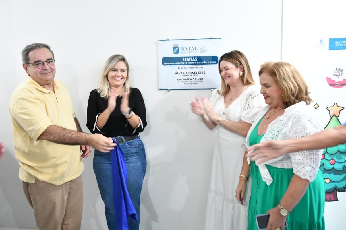 Nova sede da Semtas é entregue pelo prefeito Álvaro Dias