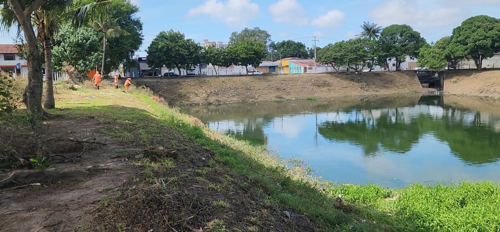 Prefeitura investe em limpeza e manutenção de lagoas e estações elevatórias