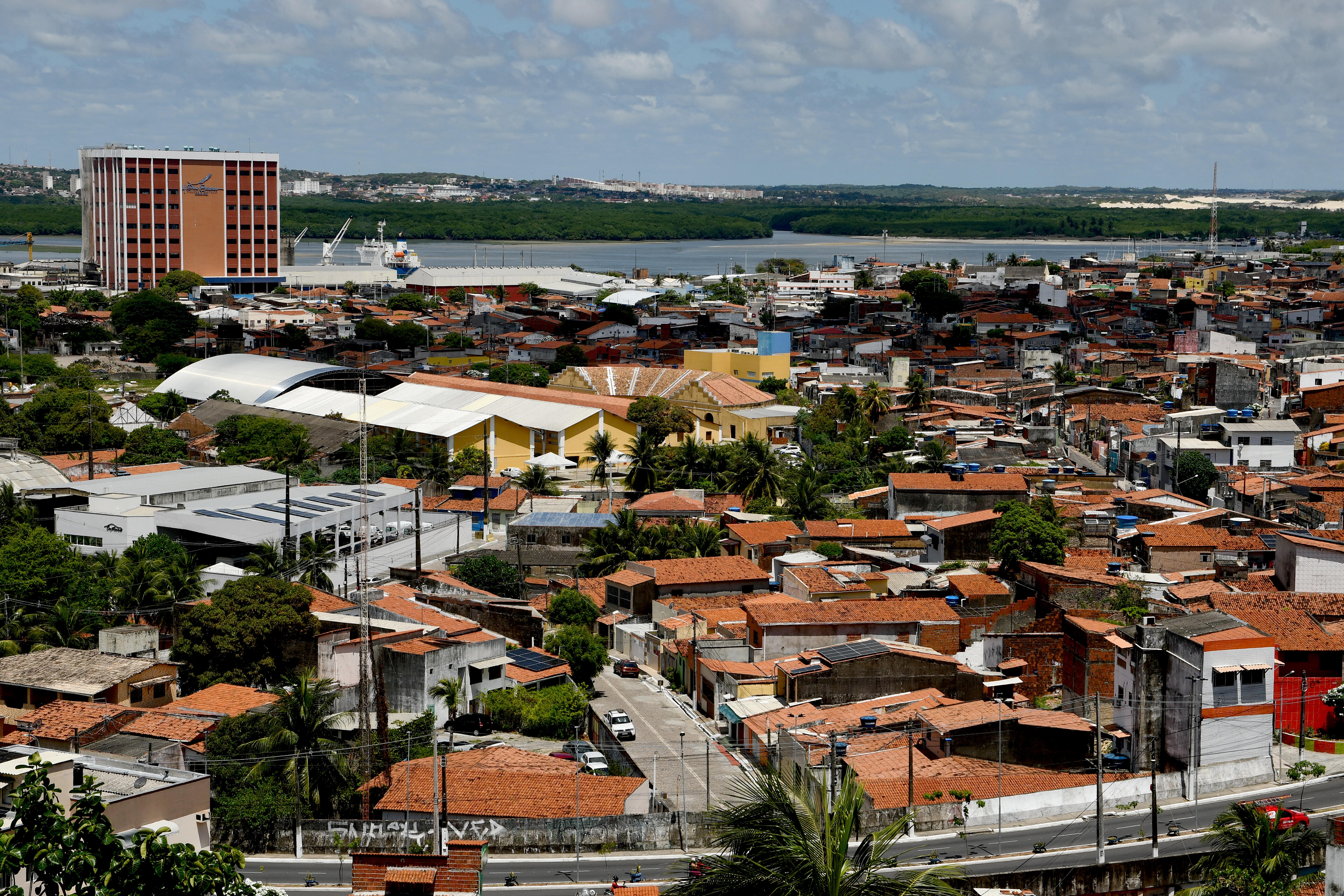 Prefeitura trabalha para regularizar três mil imóveis em Natal