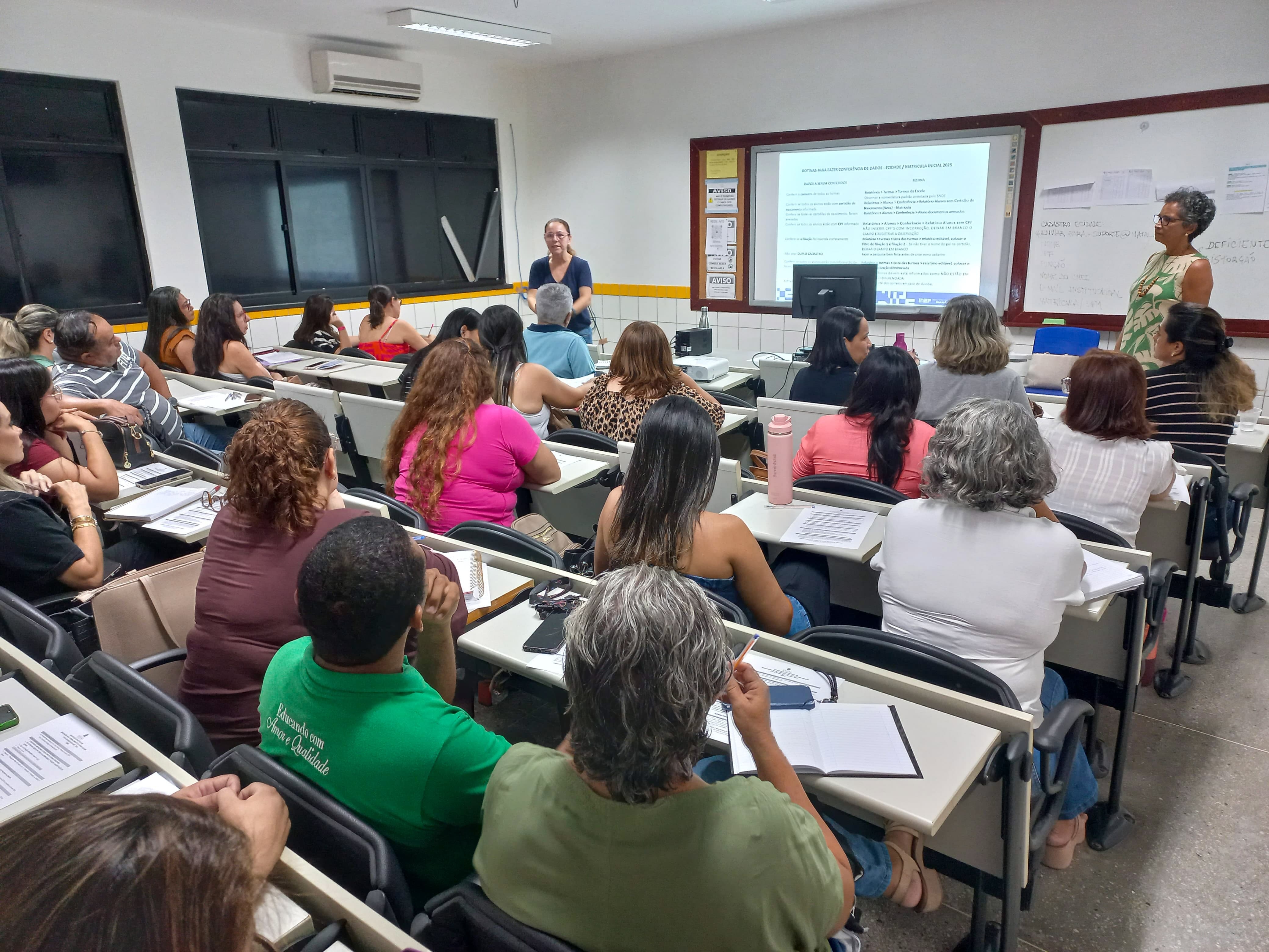 Secretaria de Educação realiza curso de formação sobre o Censo Escolar
