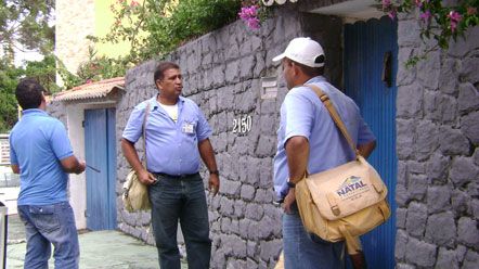 Vigil&acirc;ncia Sanit&aacute;ria convoca propriet&aacute;rio de im&oacute;veis fechados