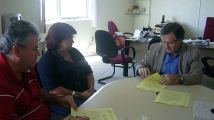 SME assina contrato para constru&ccedil;&atilde;o de CMEI na comunidade do Leningrado
