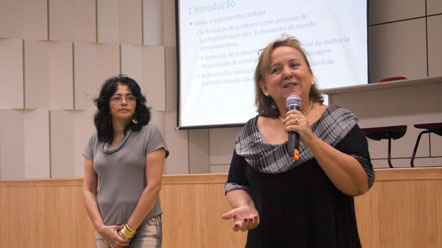Assessores pedag&oacute;gicos debatem pol&iacute;tica de forma&ccedil;&atilde;o da SME