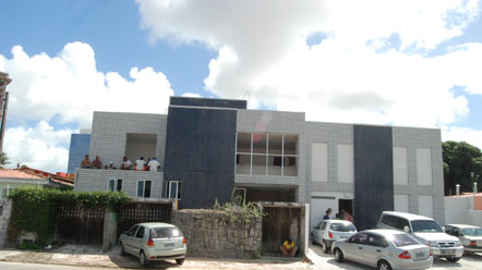 Chuvas atrasam obras do novo pr&eacute;dio do Sandra Celeste