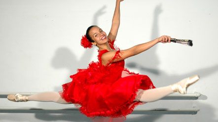 Escola Municipal de Ballet apresenta Dom Quixote no TAM