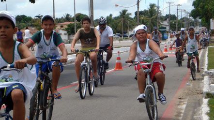Pedal Livre re&uacute;ne ciclista na Avenida Itapetinga