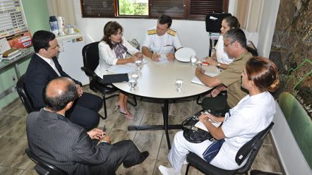 Prefeitura e For&ccedil;as Armadas unidas no combate &agrave; dengue