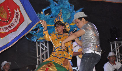 P&uacute;blico lota praias no reveillon